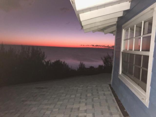 The Sunset Cove And Rainbow Room Alice Town  Exterior foto